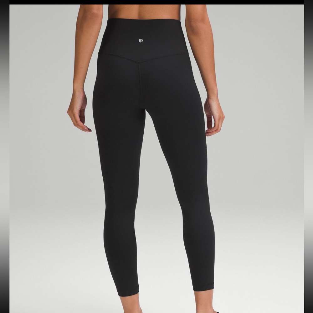 Lululemon Align High Rise Pant 25” size 6 - black